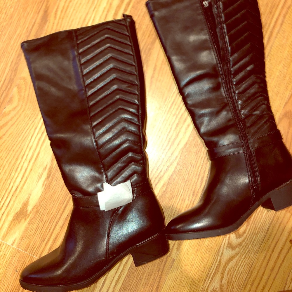 Boots brand new